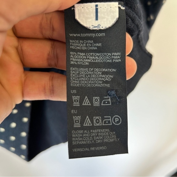 Tommy Hilfigure Women’s Poker Dot Button Down Sweater Size Medium - Picture 7 of 9